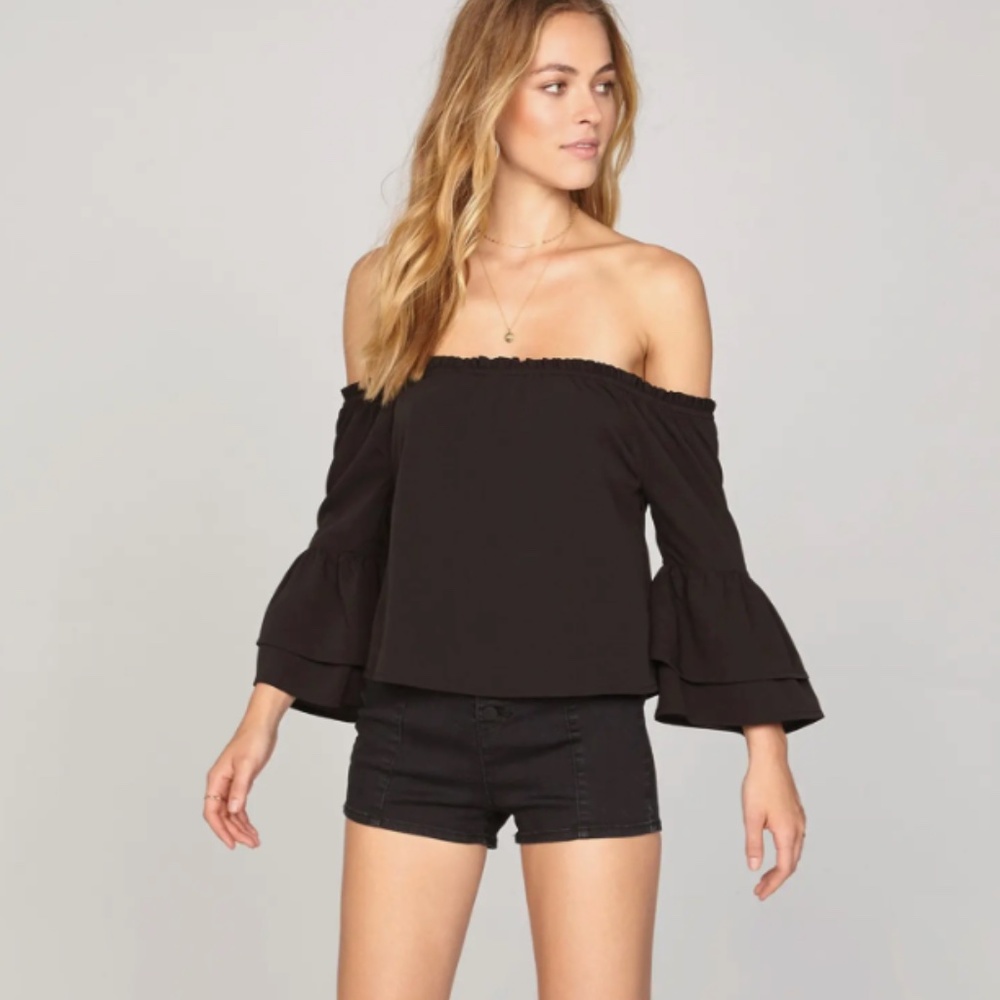 Amuse Society Chapelle Off the Shoulder Top Black Size Medium